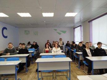  Дискуссионная площадка «Россию строить молодым!» 